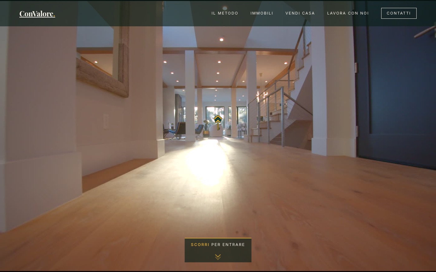 Sito ConValore: hero cinematografica di un interno luminoso con menu Il metodo, Immobili, Vendi casa